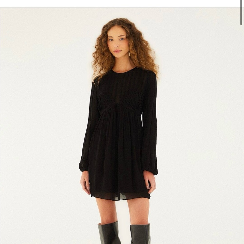 Farm Rio Black Women’s Shell Dress- NWT!